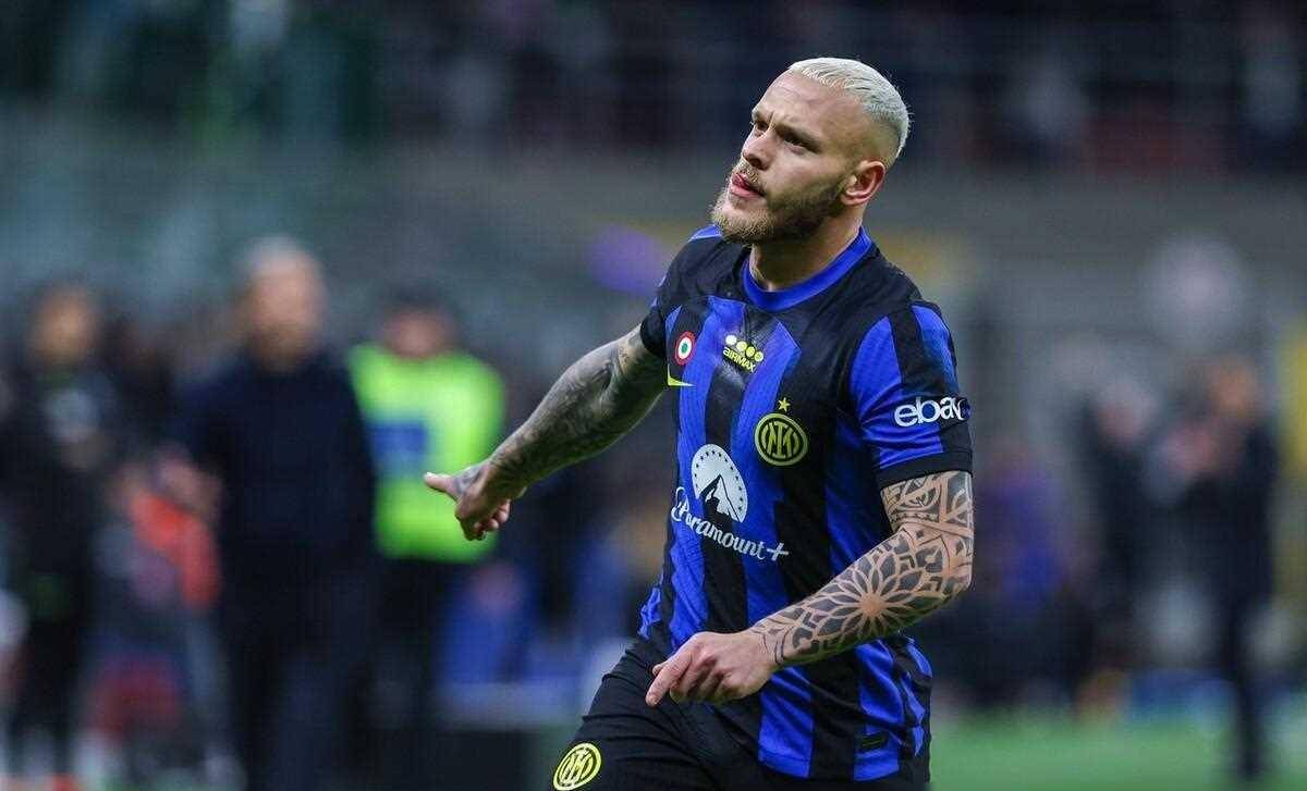 爱游戏体育-包含热那亚对阵乌迪内斯，争取胜利之战的词条