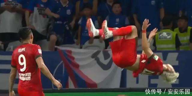 爱游戏下载-包含克罗托内主场取胜,暂时摆脱降级区的词条