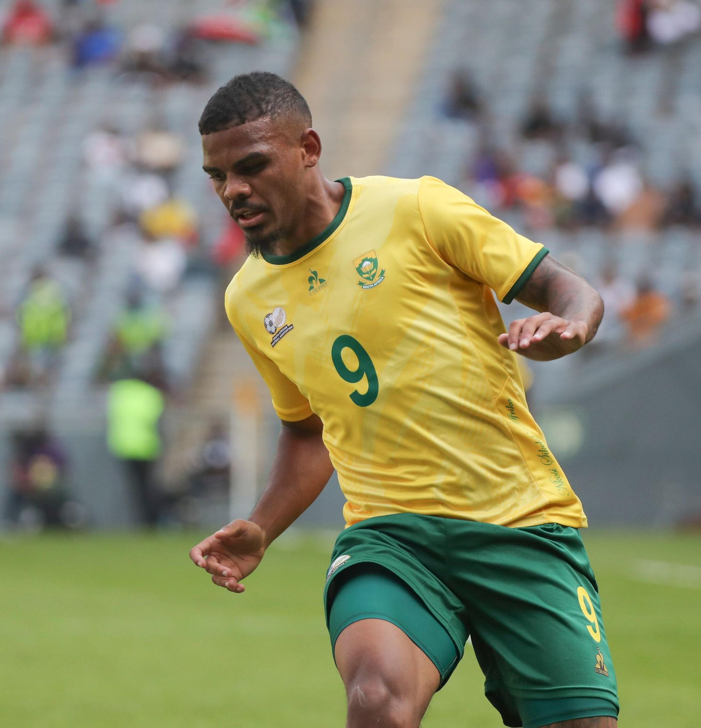 爱游戏-墨西哥击败南非取得足球胜利