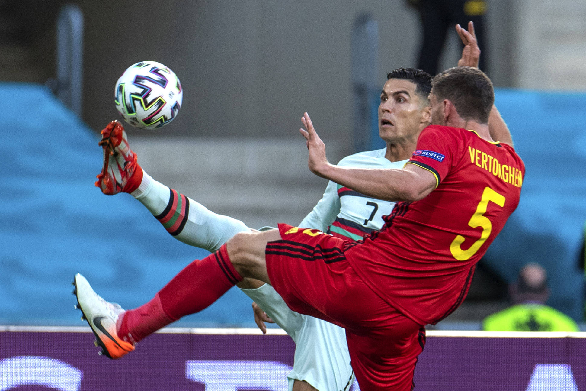 爱游戏官方-比利时队挑战韩国,强者晋级