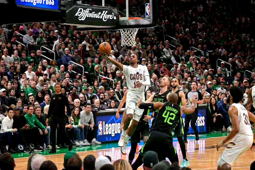 骑士战胜公牛，塔图姆20分全队最高