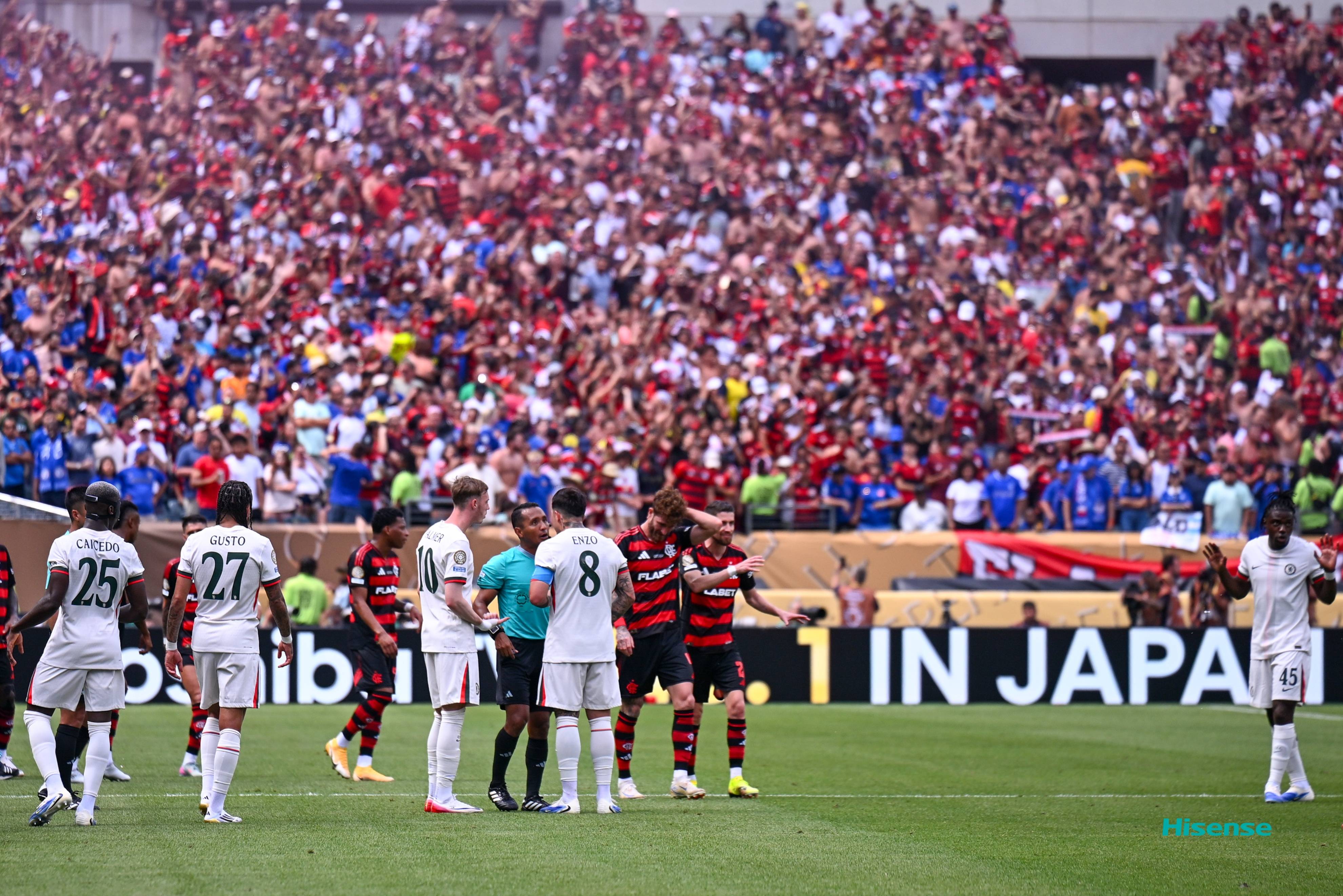 爱游戏tv-南美杯足球赛事中，女选手实力爆发的简单介绍