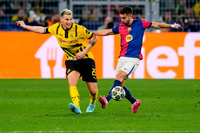 多特蒙德主场胜利,稳定联赛前三位置 多特蒙德主场胜利,稳定联赛前三位置