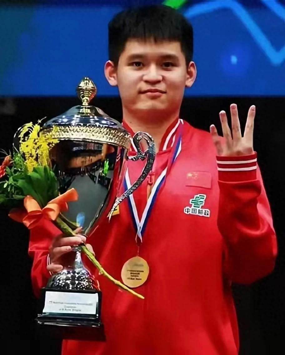 挑战巅峰,运动员在比赛中永不言败 挑战巅峰,运动员在比赛中永不言败