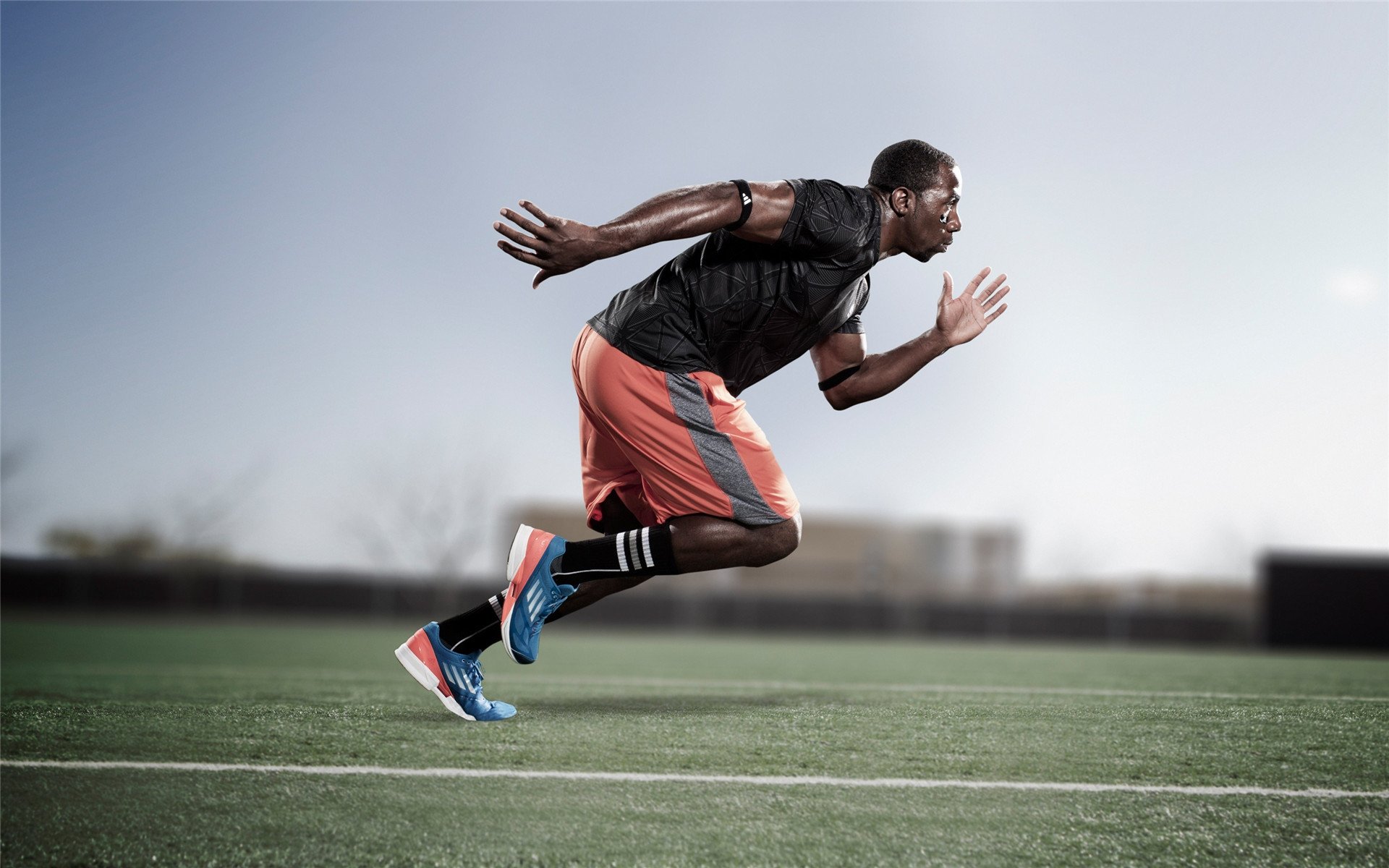 爱游戏娱乐-孤胆英雄，弗拉霍维奇如何扛起马赛对抗德国的重担